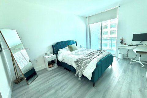 Condo in Florida City, Florida, 2 bedrooms № 1985598 - photo 9