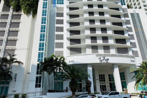 Condo in Florida City, Florida, 2 bedrooms № 1985598 - photo 18