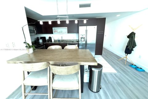 Condo in Florida City, Florida, 2 bedrooms № 1985598 - photo 6