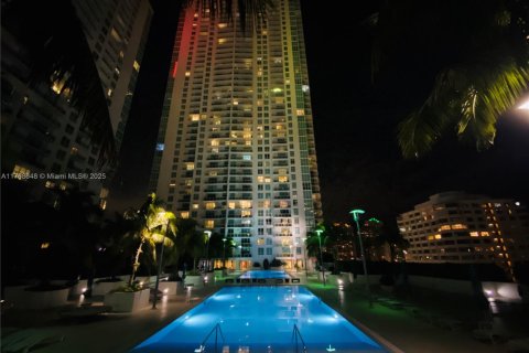 Condo in Florida City, Florida, 2 bedrooms № 1985598 - photo 25