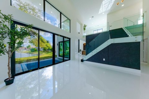 Купить виллу или дом в Мирамар, Флорида 5 спален, 312.24м2, № 1994081 - фото 7