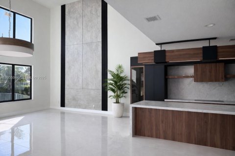 Casa en venta en Miramar, Florida, 5 dormitorios, 312.24 m2 № 1994081 - foto 2