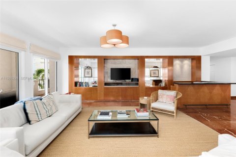 Condominio en venta en Miami Beach, Florida, 3 dormitorios, 254.92 m2 № 2154771 - foto 10