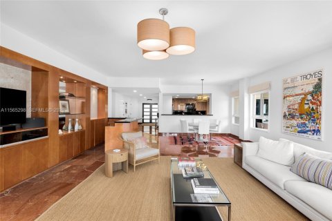 Condominio en venta en Miami Beach, Florida, 3 dormitorios, 254.92 m2 № 2154771 - foto 13