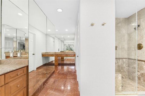 Condominio en venta en Miami Beach, Florida, 3 dormitorios, 254.92 m2 № 2154771 - foto 26