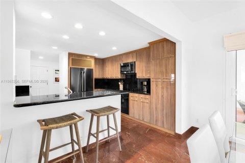 Condominio en venta en Miami Beach, Florida, 3 dormitorios, 254.92 m2 № 2154771 - foto 15