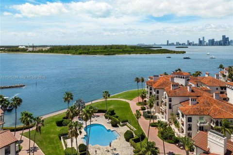 Condominio en venta en Miami Beach, Florida, 3 dormitorios, 254.92 m2 № 2154771 - foto 7