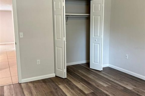 Condominio en alquiler en Gainesville, Florida, 2 dormitorios, 81.1 m2 № 1906091 - foto 11