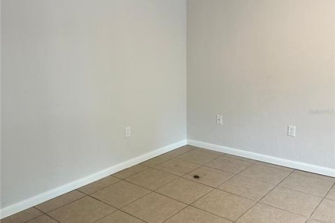 Condominio en alquiler en Gainesville, Florida, 2 dormitorios, 81.1 m2 № 1906091 - foto 4