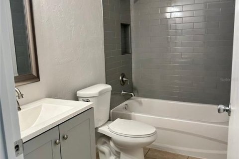 Condominio en alquiler en Gainesville, Florida, 2 dormitorios, 81.1 m2 № 1906091 - foto 8
