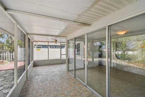 Villa ou maison à louer à North Redington Beach, Floride: 2 chambres, 134.89 m2 № 2425608 - photo 27