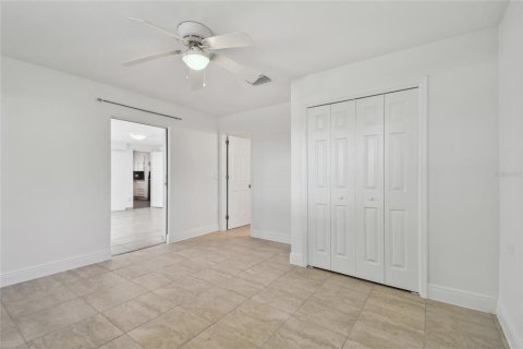 Villa ou maison à louer à North Redington Beach, Floride: 2 chambres, 134.89 m2 № 2425608 - photo 19