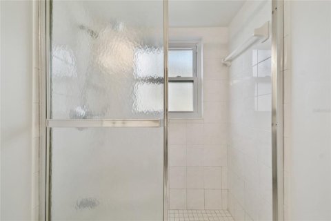 Villa ou maison à louer à North Redington Beach, Floride: 2 chambres, 134.89 m2 № 2425608 - photo 17
