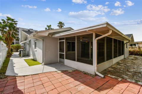 Villa ou maison à louer à North Redington Beach, Floride: 2 chambres, 134.89 m2 № 2425608 - photo 30