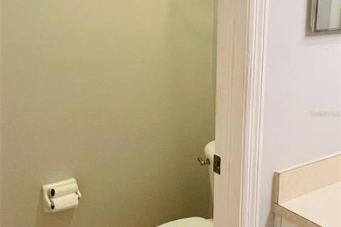 Снять в аренду виллу или дом в Порт-Шарлотт, Флорида 11 комнат, 146.69м2, № 1857659 - фото 23