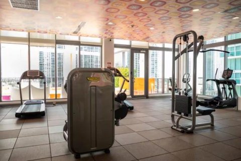 Condo in Miami, Florida, 2 bedrooms  № 1959651 - photo 21