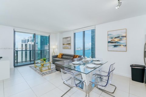 Condo in Miami, Florida, 2 bedrooms  № 1959651