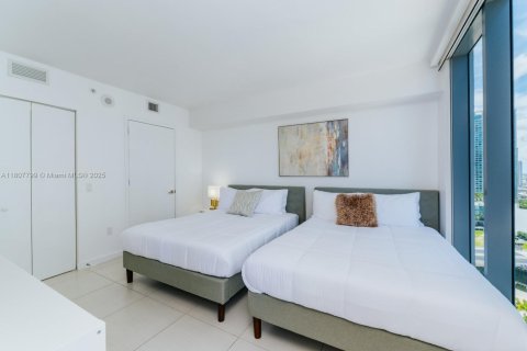 Condo in Miami, Florida, 2 bedrooms  № 1959651 - photo 8