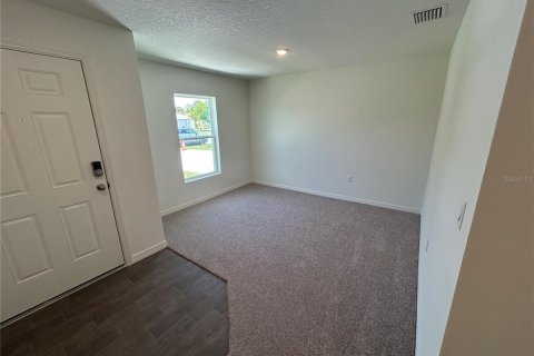 House in Palm Coast, Florida 4 bedrooms, 167.78 sq.m. № 1680555 - photo 2