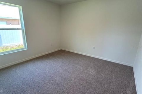 House in Palm Coast, Florida 4 bedrooms, 167.78 sq.m. № 1680555 - photo 9