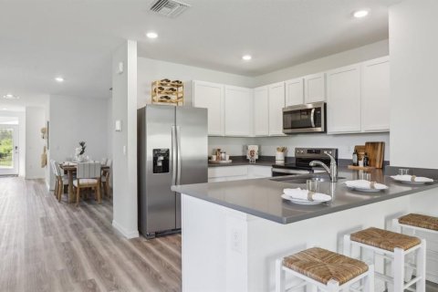House in Wesley Chapel, Florida 3 bedrooms, 144.93 sq.m. № 1810430 - photo 19