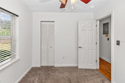 House in Orlando, Florida 3 bedrooms, 99.03 sq.m. № 2429599 - photo 12