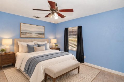 House in Orlando, Florida 3 bedrooms, 99.03 sq.m. № 2429599 - photo 6
