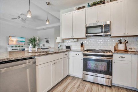 Villa ou maison à vendre à DeLand, Floride: 2 chambres, 171.78 m2 № 2389055 - photo 16