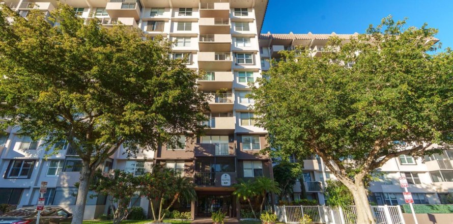Condo à Pompano Beach, Floride, 1 chambre  № 2084388