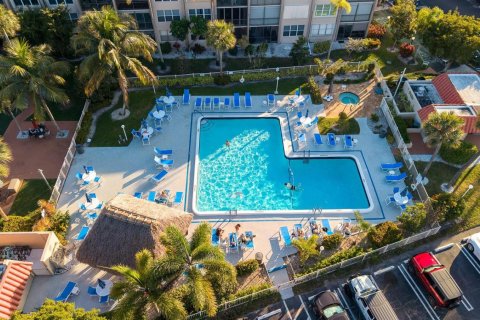 Copropriété à vendre à Pompano Beach, Floride: 1 chambre, 58.53 m2 № 2084388 - photo 12