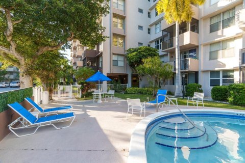 Copropriété à vendre à Pompano Beach, Floride: 1 chambre, 58.53 m2 № 2084388 - photo 20