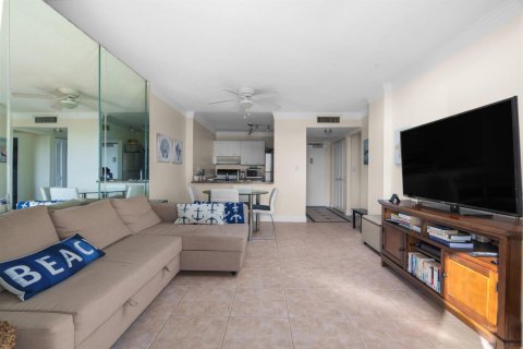 Copropriété à vendre à Pompano Beach, Floride: 1 chambre, 58.53 m2 № 2084388 - photo 10