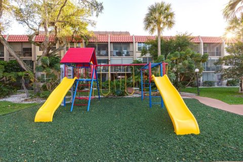 Copropriété à vendre à Pompano Beach, Floride: 1 chambre, 58.53 m2 № 2084388 - photo 23