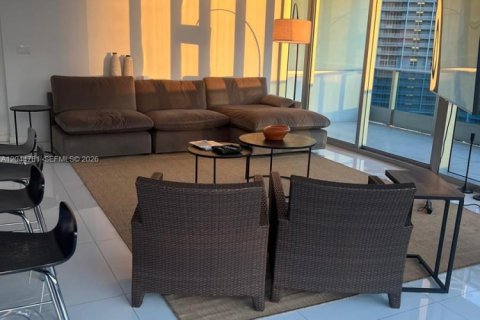 Снять в аренду кондоминиум в Майами, Флорида 2 спальни, 142.98м2, № 2270042 - фото 7