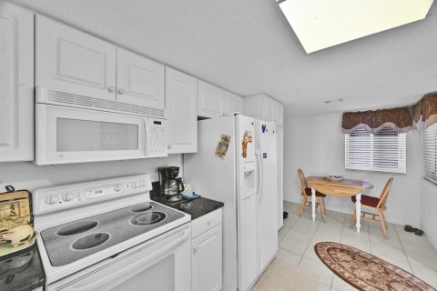 Купить кондоминиум в Сент-Луси, Флорида 4 комнаты, 130.53м2, № 2245263 - фото 16