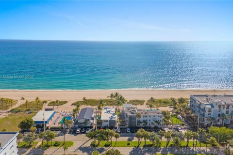 Condo in Lauderdale-by-the-Sea, Florida, 1 bedroom  № 1683567 - photo 18