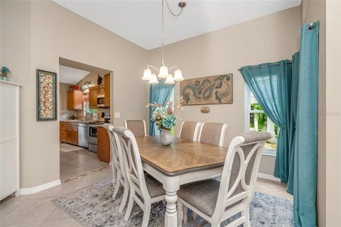 Villa ou maison à vendre à New Port Richey, Floride: 2 chambres, 144.28 m2 № 2349560 - photo 20