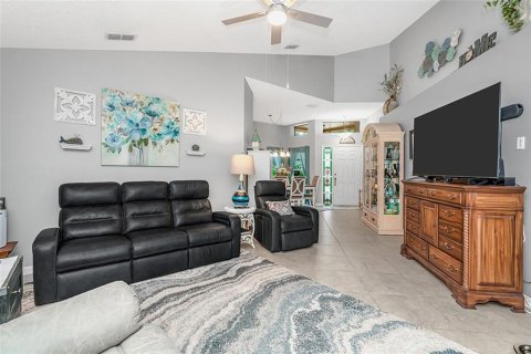 Villa ou maison à vendre à New Port Richey, Floride: 2 chambres, 144.28 m2 № 2349560 - photo 30