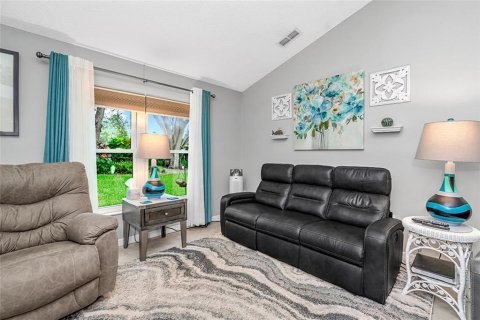 Villa ou maison à vendre à New Port Richey, Floride: 2 chambres, 144.28 m2 № 2349560 - photo 29