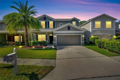 Casa en venta en Tampa, Florida, 3 dormitorios, 165.83 m2 № 1732519 - foto 2