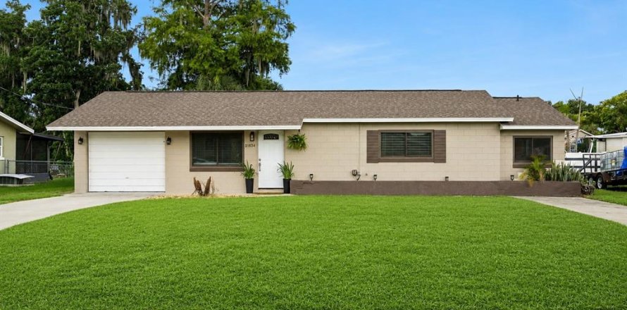 Casa en Tavares, Florida 2 dormitorios, 106.09 m2 № 2223389