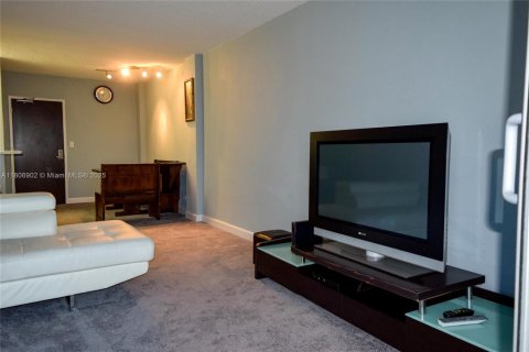 Copropriété à vendre à Miami Beach, Floride: 1 chambre, 67.08 m2 № 2016017 - photo 15