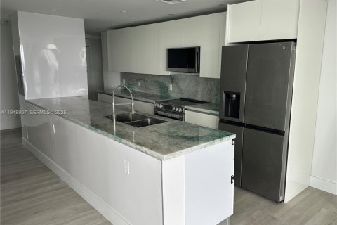 Снять в аренду кондоминиум в Майами, Флорида 2 спальни, 114.27м2, № 2004705 - фото 6