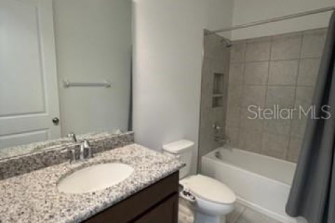 House in Sun City Center, Florida 4 bedrooms, 269.23 sq.m. № 2236566 - photo 17