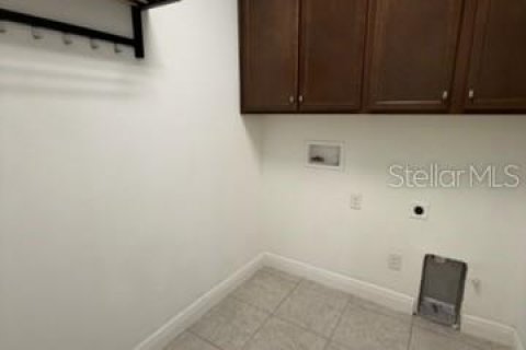 House in Sun City Center, Florida 4 bedrooms, 269.23 sq.m. № 2236566 - photo 20