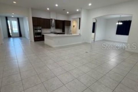 House in Sun City Center, Florida 4 bedrooms, 269.23 sq.m. № 2236566 - photo 9
