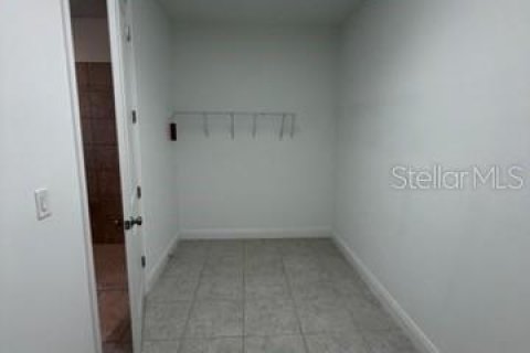 House in Sun City Center, Florida 4 bedrooms, 269.23 sq.m. № 2236566 - photo 14