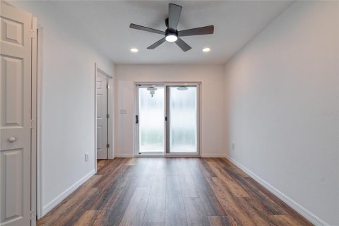 Villa ou maison à louer à Orlando, Floride: 3 chambres, 160.72 m2 № 2383883 - photo 19