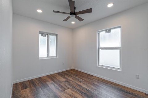Villa ou maison à louer à Orlando, Floride: 3 chambres, 160.72 m2 № 2383883 - photo 24