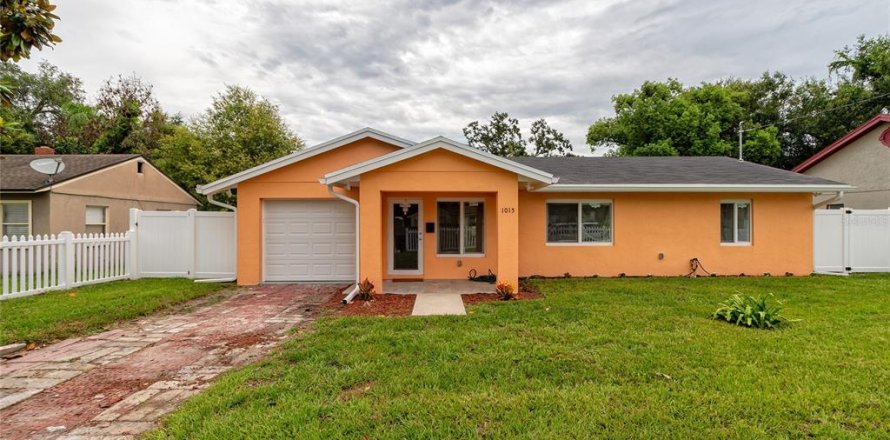 Villa ou maison à Orlando, Floride 3 chambres, 160.72 m2 № 2383883